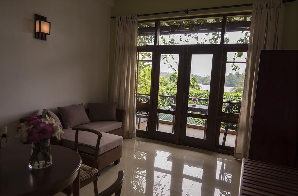 Thumbelina Apartments & Hotel Aluthgama Exterior foto