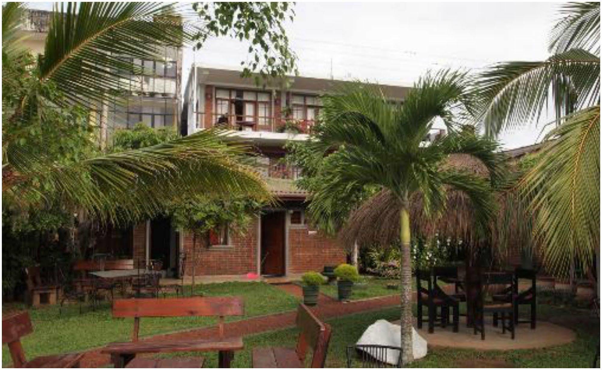 Thumbelina Apartments & Hotel Aluthgama Exterior foto